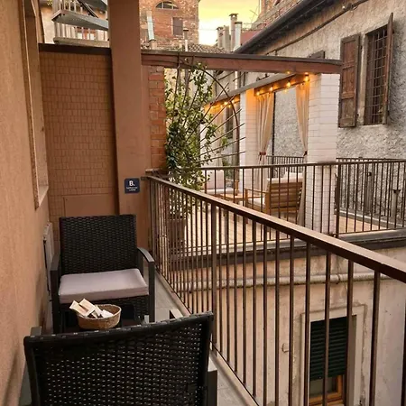 La Di Romeo Apartman *